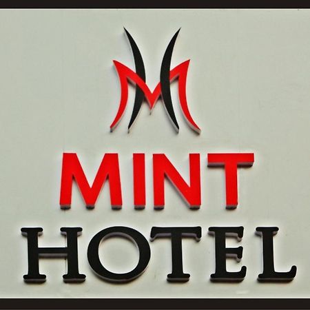 Mint Hotel Csandígarh Kültér fotó