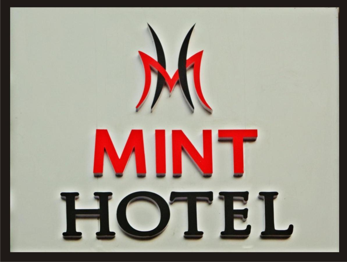 Mint Hotel Csandígarh Kültér fotó