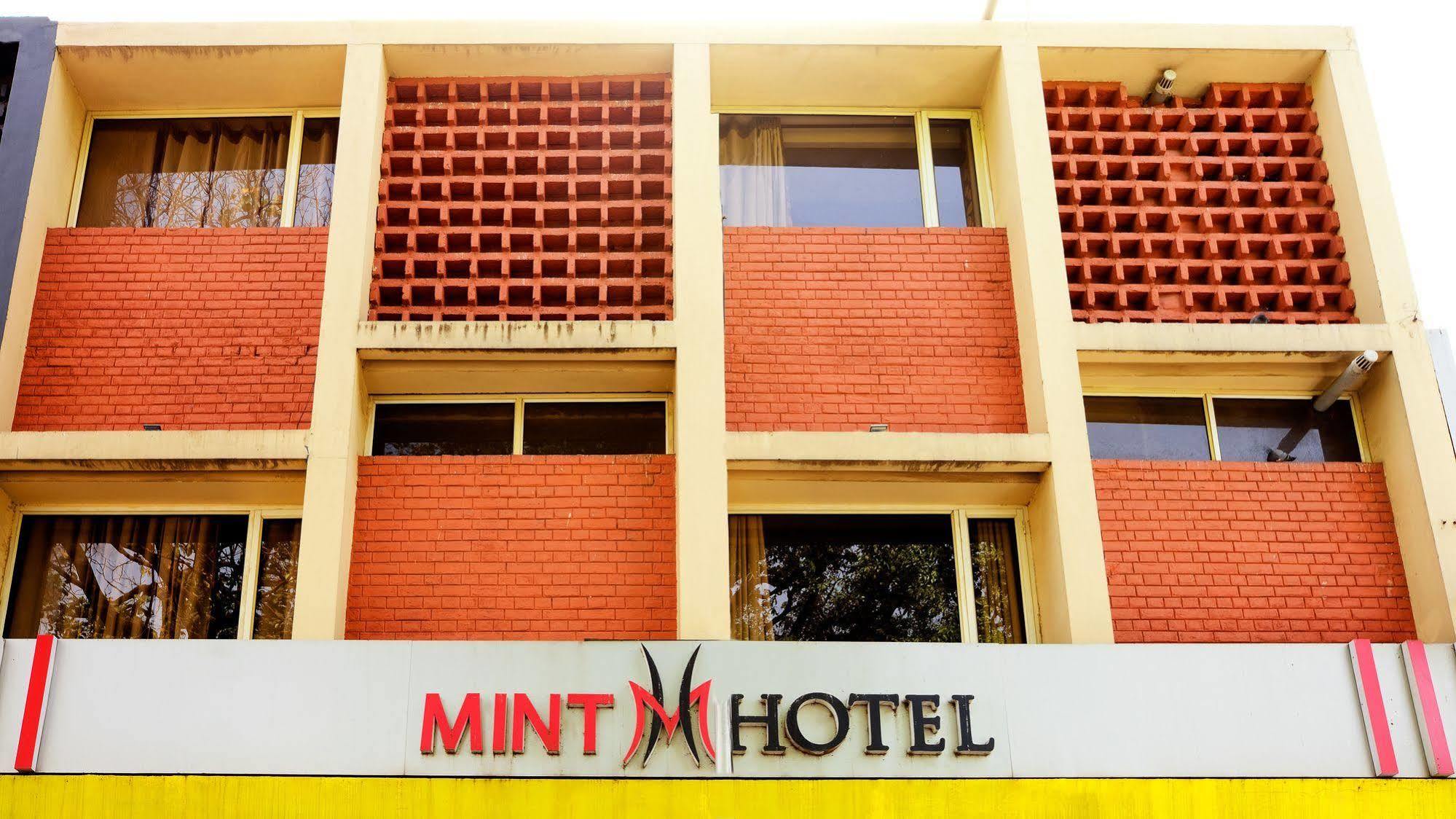 Mint Hotel Csandígarh Kültér fotó