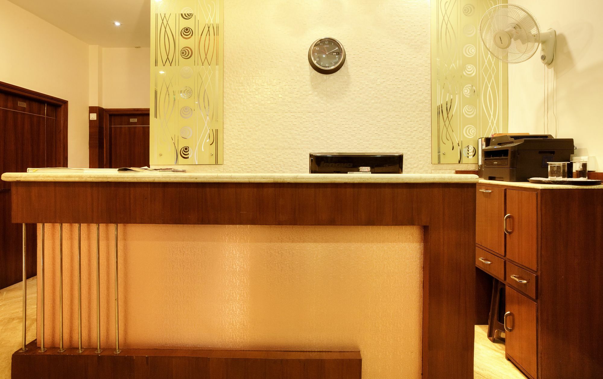Mint Hotel Csandígarh Kültér fotó
